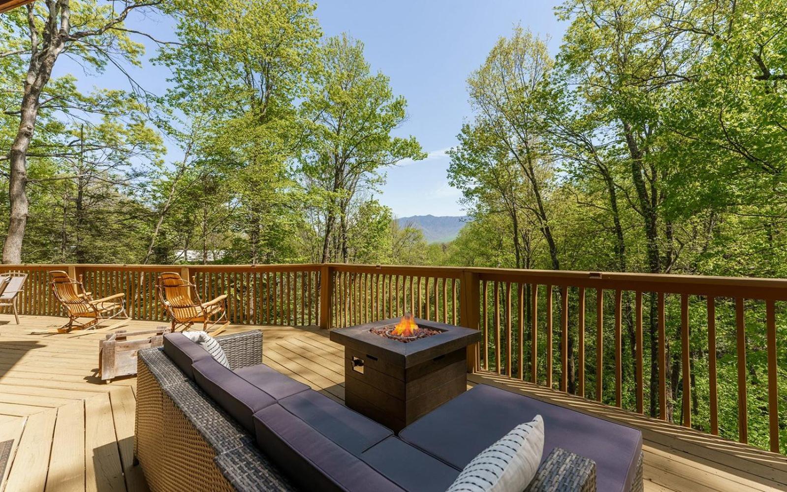 Grand Ole Chalet - Mt Viewsfireplacefirepitarcade Гатлинбург Экстерьер фото